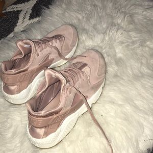 pink suede nike huaraches